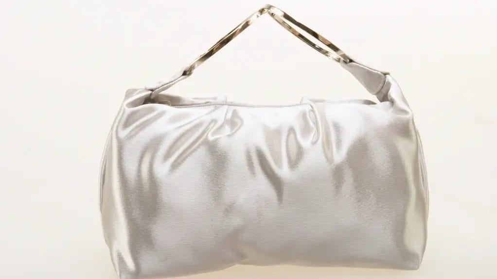 How to Sew Lame Fabric
